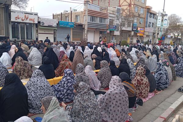 نماز عید فطر در شهرستان قروه