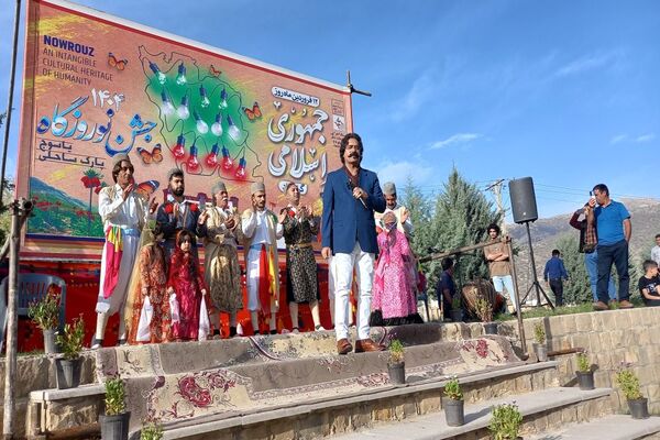جشن نوروزگاه در پارک ساحلی یاسوج 
