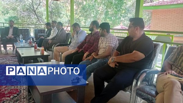 جلسه هماهنگی طرح ملی نهضت سلامت در اردوگاه شهید بهشتی یاسوج