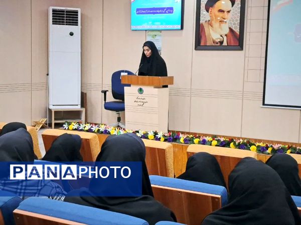 تجلیل نماینده ولی فقیه کهگیلویه و بویراحمد از بانوان شاغل به‌مناسبت ولادت حضرت زهرا (س)