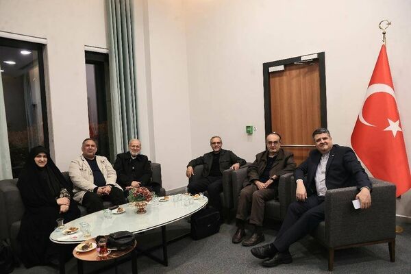 سفر هیئت پارلمانی ایران به استانبول