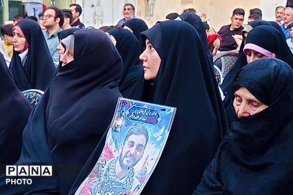 آیین «آبروی محله» در تکریم شهیدان جنگ رمضان