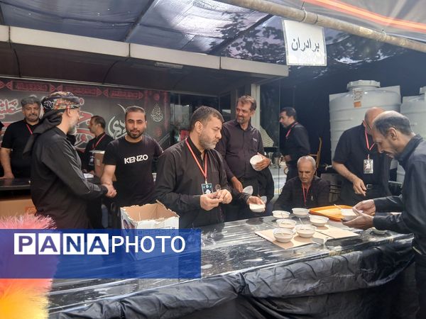 حال و هوای مشهدالرضا در روز عاشورای حسینی