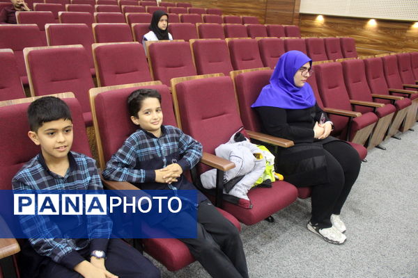 انتخابات شورای دانش‌آموزی مدرسه شهدای هسته‌ای بوشهر