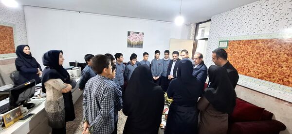 بازدید اعضای قطب کشوری انرژی‌های نوین از قطب استانی شهرستان‌های تهران
