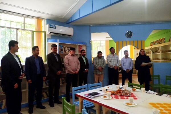 گرامیداشت روز معلم در لردگان؛ تجلیل از چراغ‌داران راه آینده