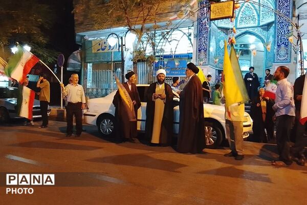 هم‌صدایی مردم و مسئولان در تجمع شبانه شهرک انقلاب