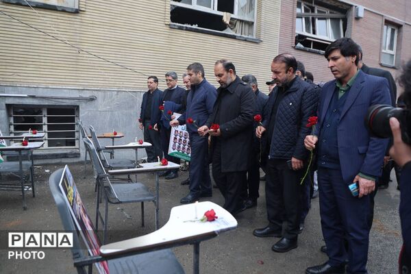 مدرسه بی‌پناه، دانش‌آموز بی‌گناه