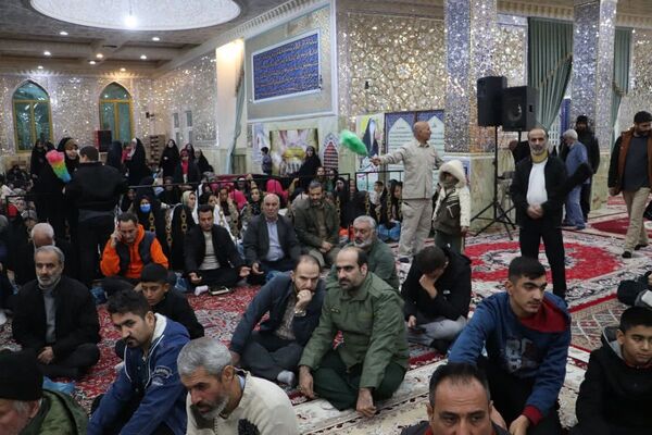چلچراغ آیه‌ها در آستان بی‌بی سکینه شهرستان ملارد