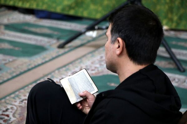 افتتاحیه مراسم اعتکاف بزرگ جنوب شرق استان تهران در مصلی صاحب الزمان (عج) شهرستان ورامین 