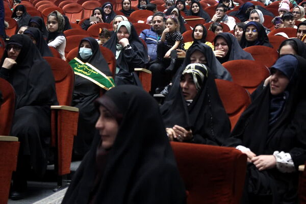 جشن تولد پنجاه و پنجمین نوزاد مرکز نفس در قم