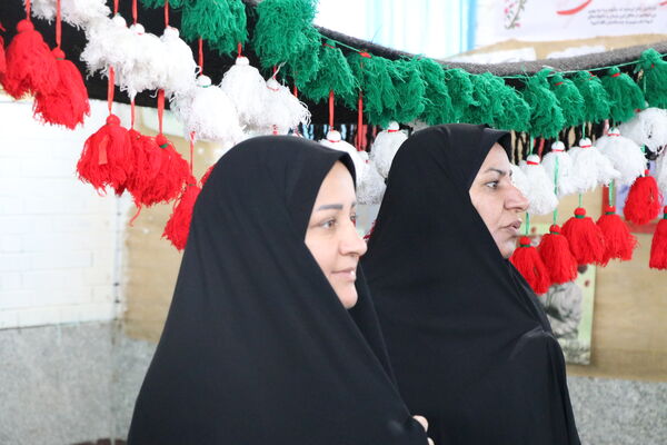 همایش یاوران انقلاب دانش‌آموزان مدارس عشایری شهرستان‌ جیرفت 
