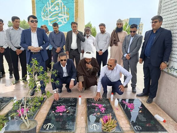 هفته دولت در جاسک؛ از تجلیل کادر درمان تا افتتاح مزرعه ۲۰ هکتاری میگو