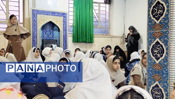 همدلی و معنویت در مراسم افطاری مدرسه حسین‌علی بابایی تهران