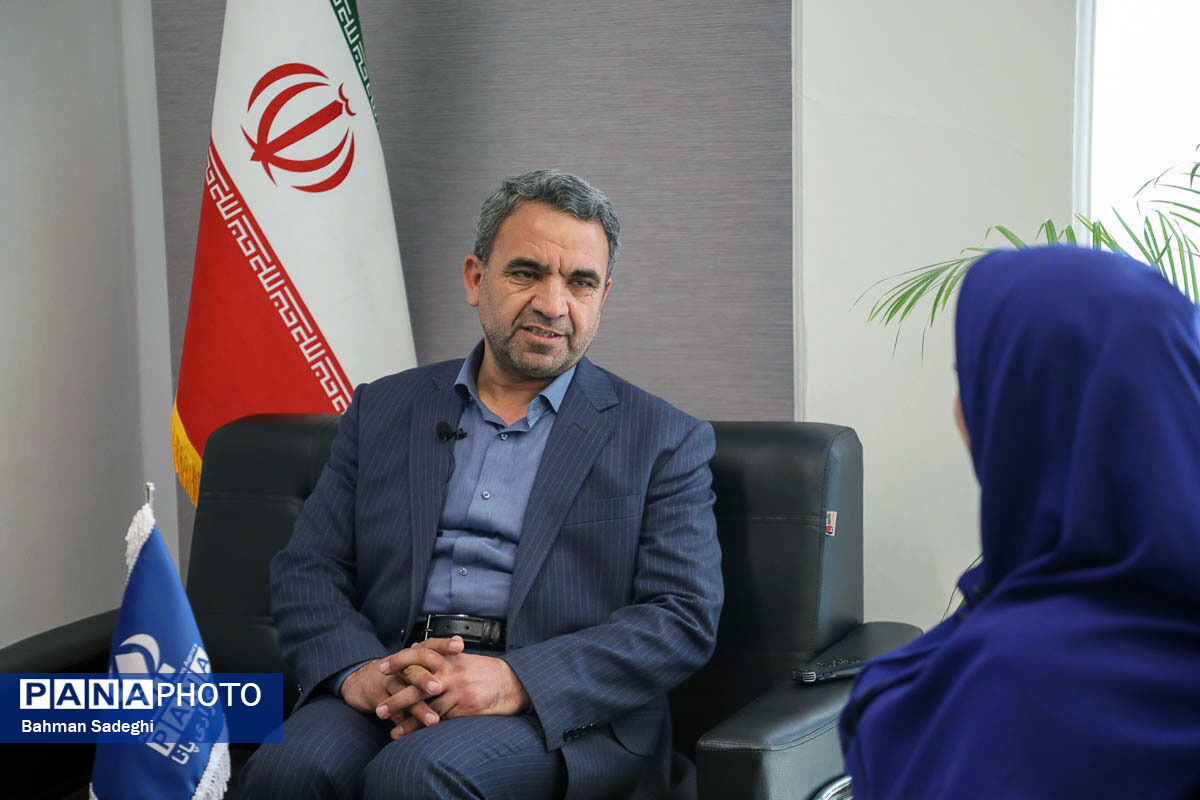  کاهش ساعات کاری و بیمه کامل برای معلمان مدارس غیردولتی؛ گامی مهم در ارتقای منزلت معلم