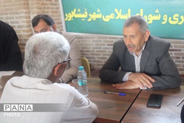 برپایی میز خدمت در هفته آخر اردیبهشت ماه 