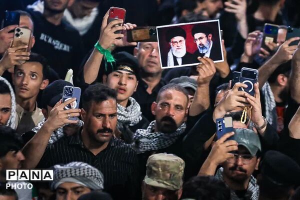 تشییع رهبر شهید انقلاب در کربلای معلی