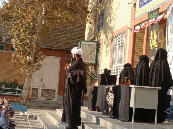سوگواری شهادت حضرت فاطمه (س) در دبستان علی دهقانیان ۲ تبادکان