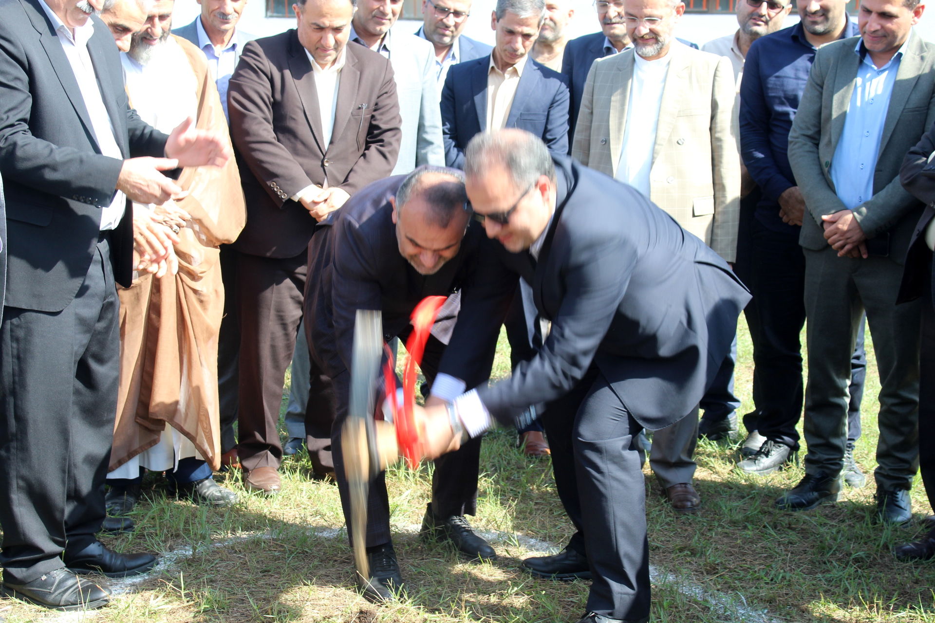 آیین کلنگ زنی طرح اولیا در روستای لدار بندپی شرقی