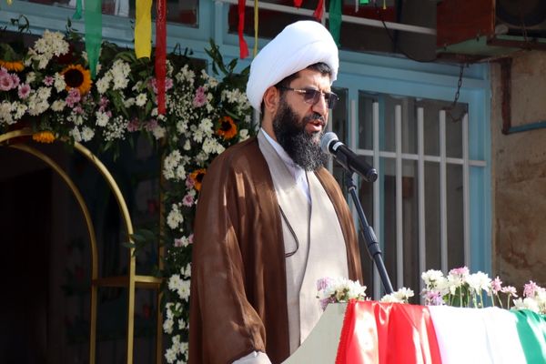 صبح مهر با کیف‌های رنگی و رؤیاهای روشن؛ مدرسه دوباره جان گرفت