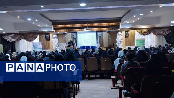 انتخابات انجمن اولیا و مربیان در دبیرستان نمونه فرهنگ مهشید مصلی نژاد
