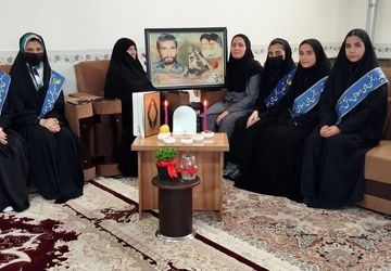 دیدار دانش آموزان انجمن اسلامی دبیرستان گلستان با همسر شهید اصغر اسماعیلی