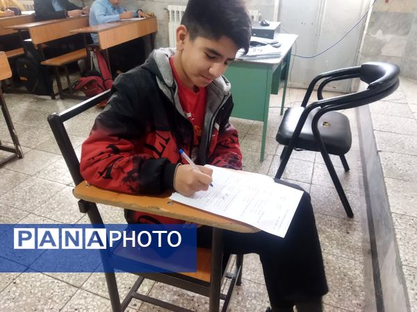 برگزاری امتحانات نوبت اول در دبیرستان نمونه دانش کاشمر