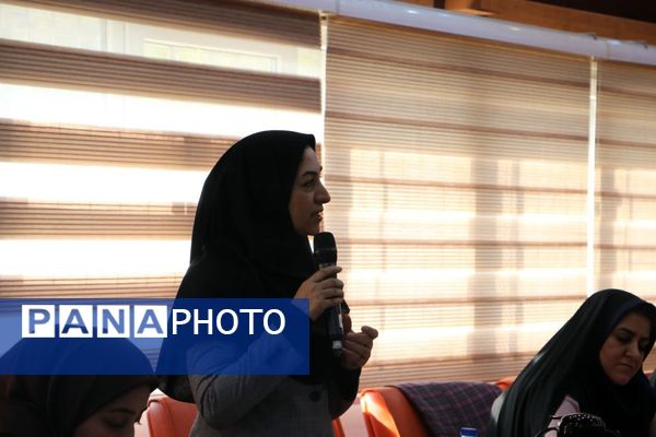 نیمه‌نهایی سومین دوره بین‌المللی جایزه معلم 