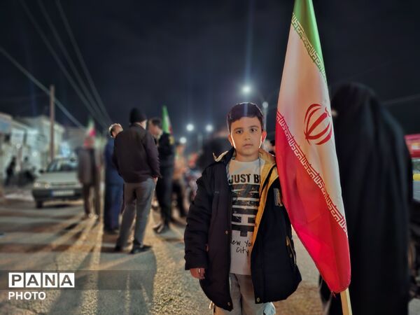 شامگاه دوازده فروردین؛شبی که طنین قدم های مردم رشتخوار،شهر را بیدار کرد