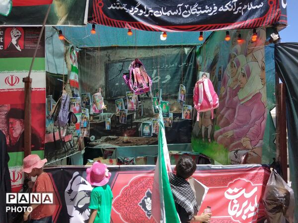 تجلی عشق در مسیر وداع با رهبر شهید