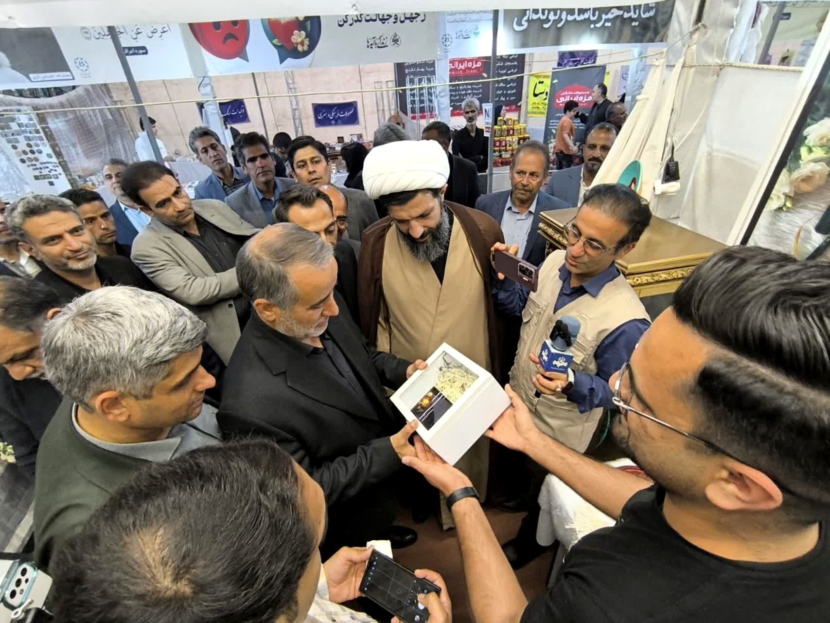 نمایشگاه نسخ خطی قرآن در بیرجند برپا شد