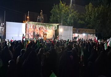 اجتماعات مردمی نماد اتحاد و همبستگی است 
