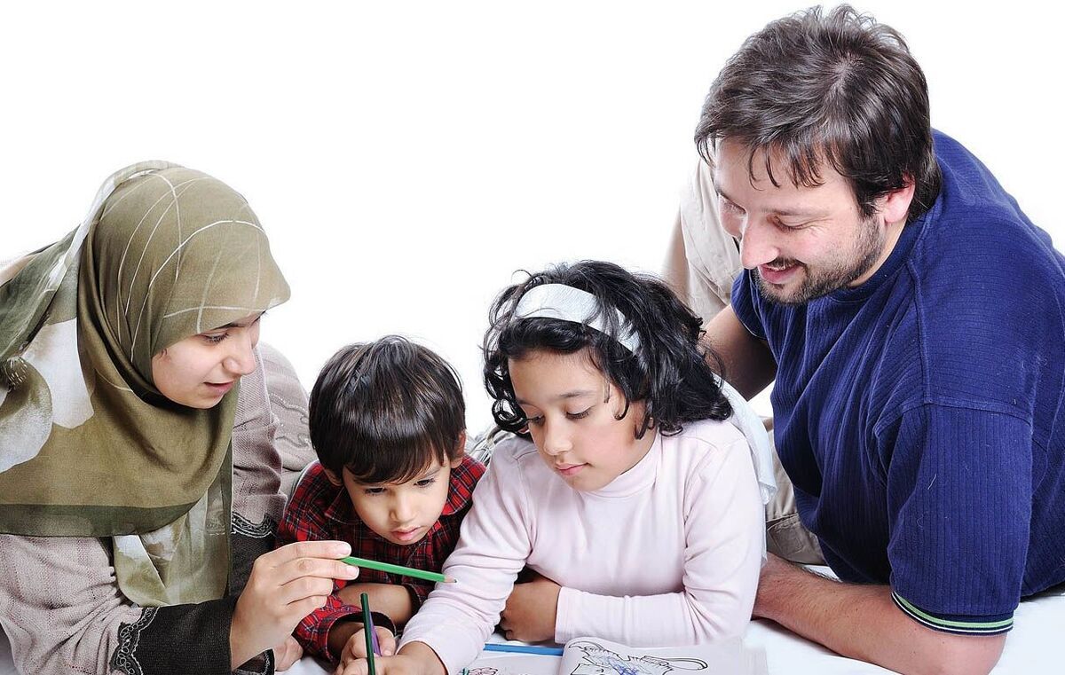 همراهی والدین با فرزندان در مسیر تحصیل نقش مهمی در موفقیت درسی آنها دارد