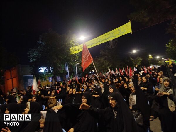 جشن میلاد پیامبر اکرم (ص)و امام صادق (ع) در حسینیه امام خمینی