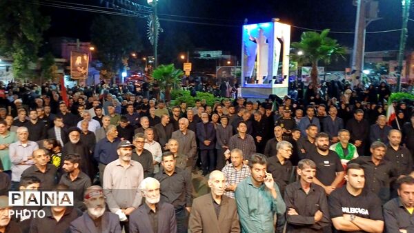 تجدید بیعت مردم کوهدشت با آرمان‌های حسینی در میدان امام خمینی (ره)