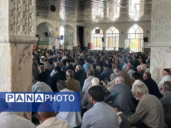 نماز جمعه در کاشمر