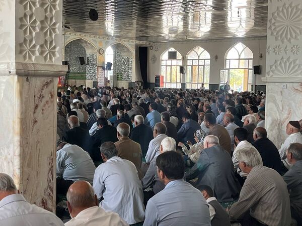 نماز جمعه در کاشمر