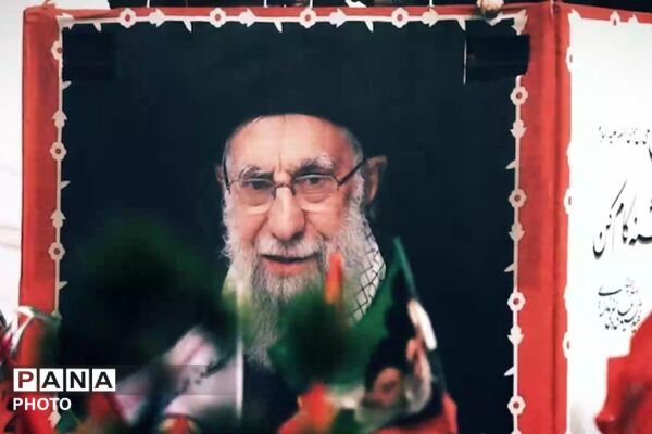 تشییع رهبر شهید انقلاب در کربلای معلی
