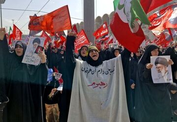 وداع امت با آقای شهید ایران