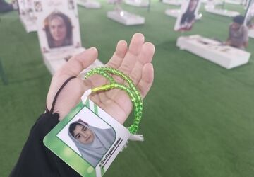 هنوز هم برایش مشق می‌نویسم؛ روایت مادران شهدای مدرسه شجره طیبه میناب