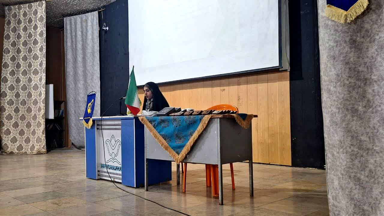 مراسم اختتامیه نمایشگاه های دانش آموزی مدرسه انقلاب  بروجرد 
