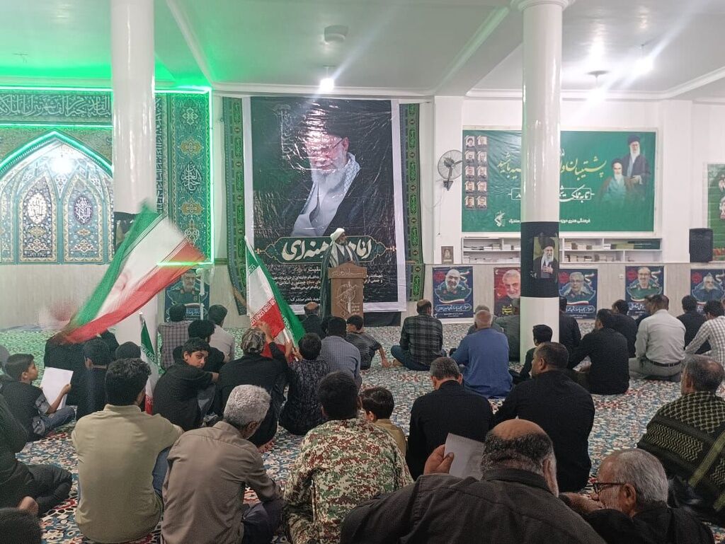  آیین بزرگداشت «امام شهید امت» و تکریم خانواده‌های شهدا در سندرک