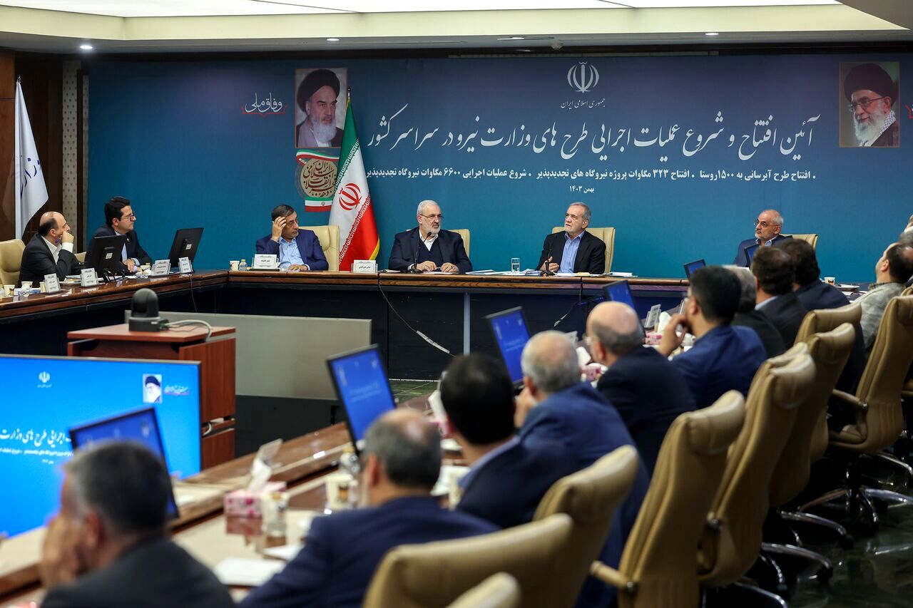آمریکایی‌ها خیال می‌کنند همه چیز ما به نفت وابسته است