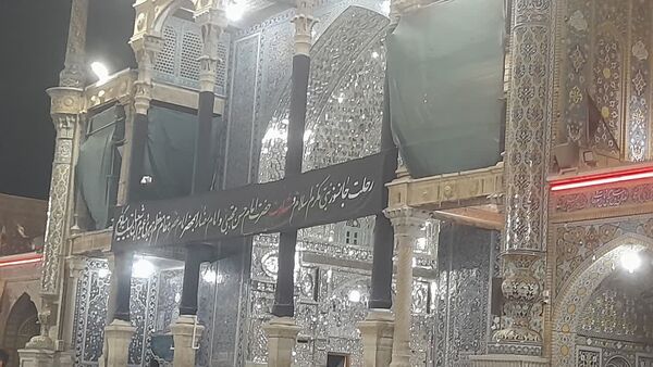 حرم حضرت معصومه(س) در شب شهادت برادر
