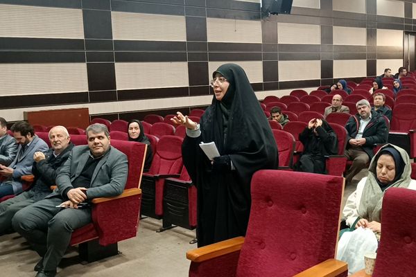 اولین نشست فصلی معلمان پژوهشگر شهریار