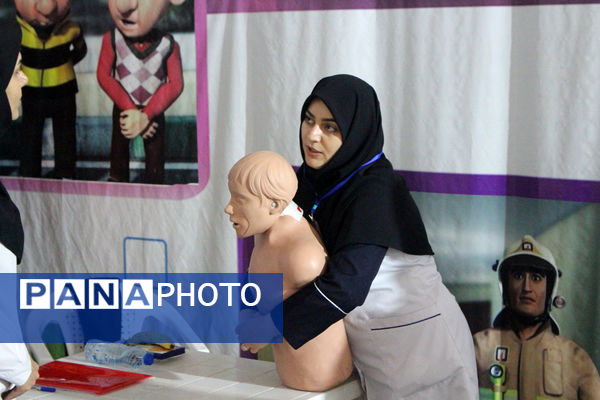 رقابت‌های مراقبین سلامت قم در بخش امداد و نجات