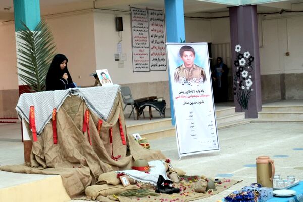 یادواره «لاله‌های روشن» در جم؛ بزرگداشت دانش‌آموز شهید حسین صافی در ریحانه‌النبی
