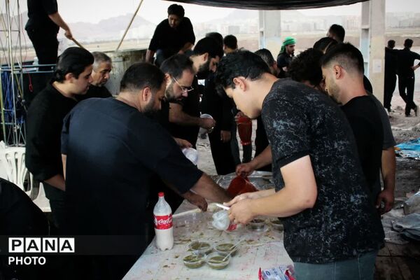 حضور خانوادگی نوجوانان دهه نودی در پیاده روی اربعین حسینی(ع)