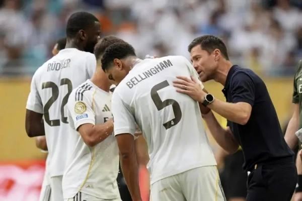 قُلک طلایی کهکشانی‌ها در دستان مهندس؛ ولخرجی ژابی  در رئال