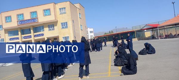 مسابقات درون مدرسه ای در دبیرستان فرهنگ